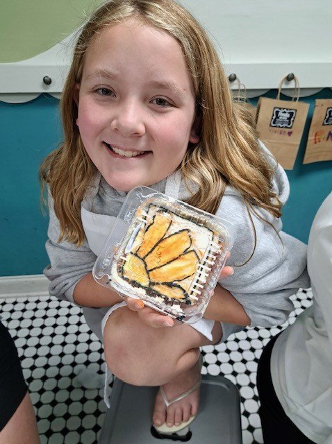 Cake Decorating at Foodie Kids Summer Camps!